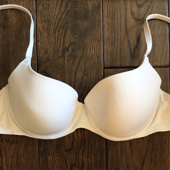 PINK Victoria's Secret Other - Pink Victoria’s Secret 34C Wear Everywhere Bra